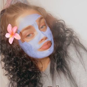 Meet your Posher, Destiny